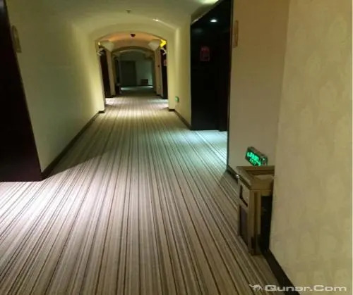 Xiamen Alice Theme Hotel