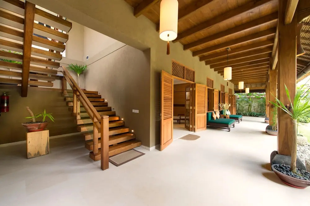Villa 3br -100m to Kudetaseminyak Beach