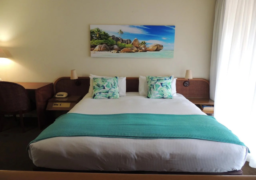 Charlesworth Bay Beach Resort
