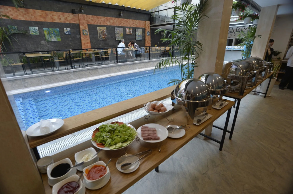 Urban Lodge Hotel Hostel