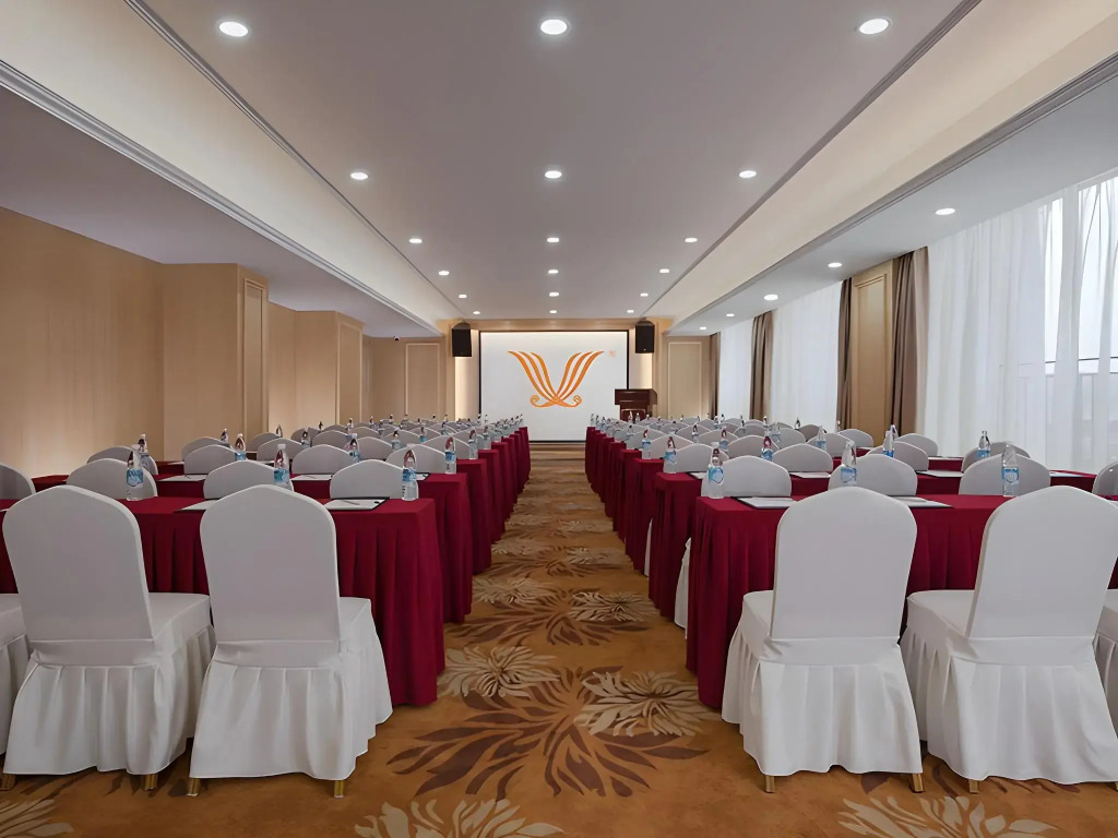 Vienna Hotel (North Square of Chengdu North Railway Station)