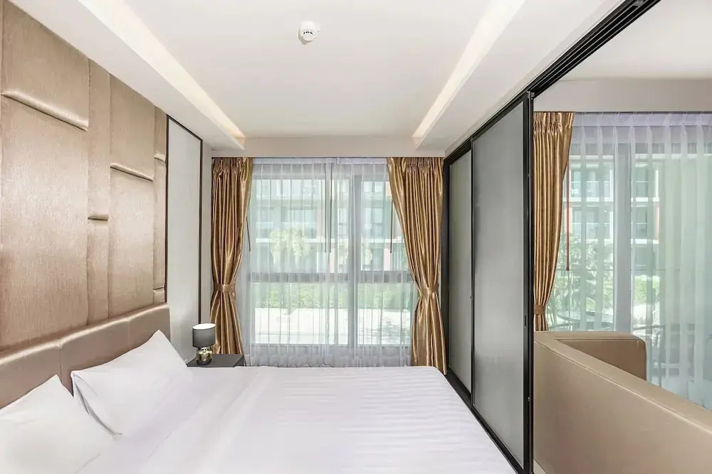 1-bedroom Condo Mida Grand Surin Phuket