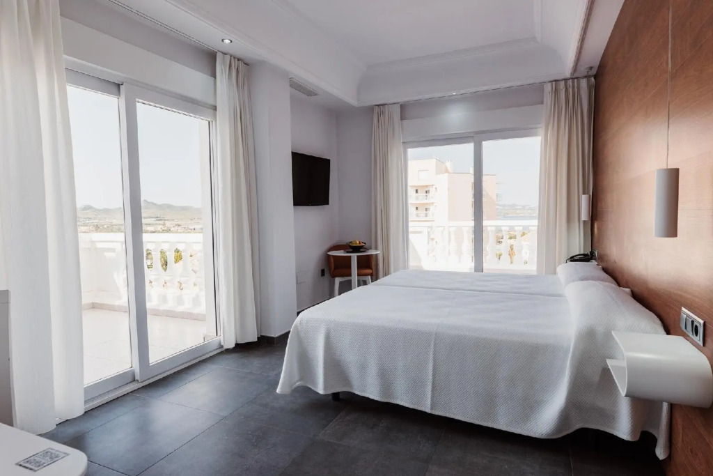 Hotel Los Delfines