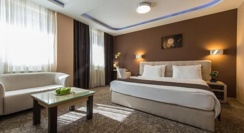 Garni Hotel Aveny