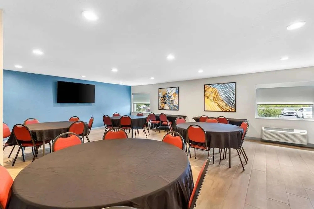 Baymont Inn And Suites Mayfield Heights