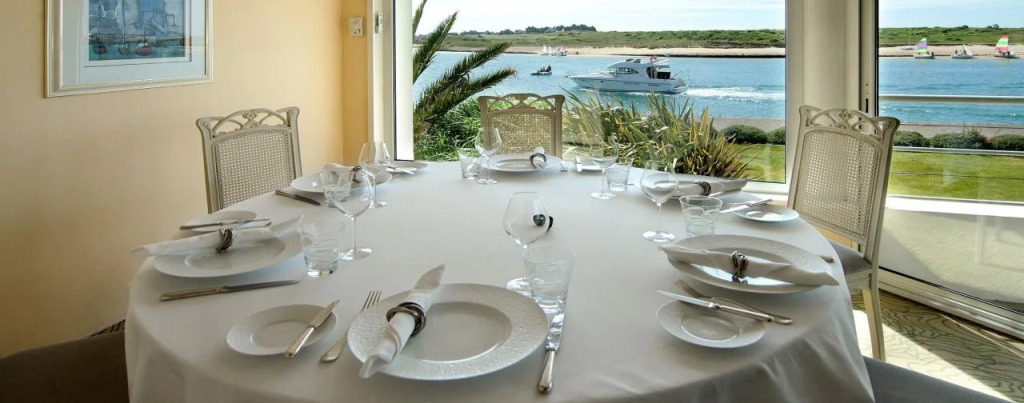 Hôtel La Marine - Restaurant Marnage