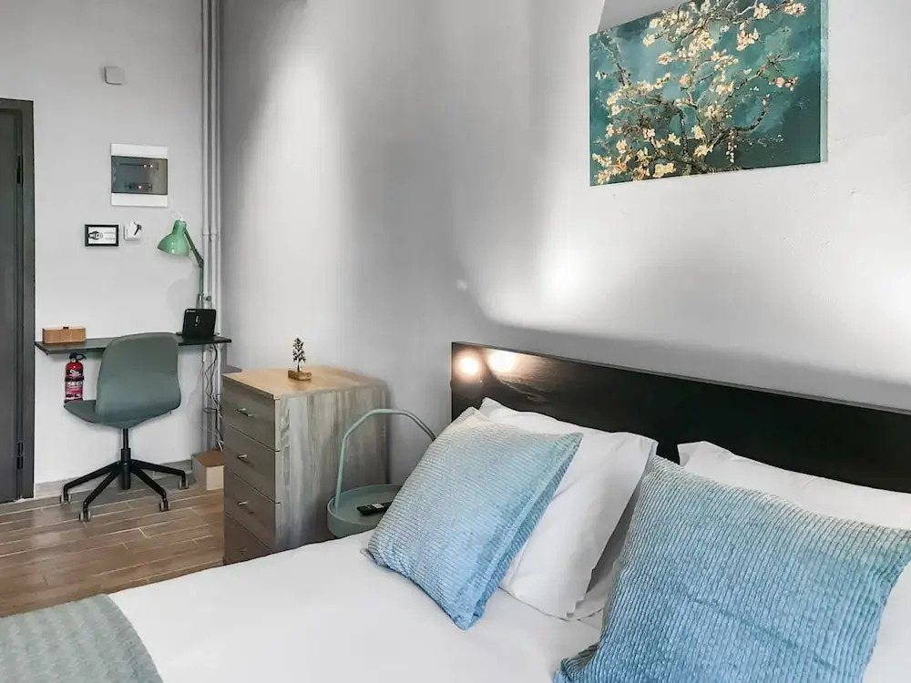 Studio for 2 Near Syngrou Fix Metro Station