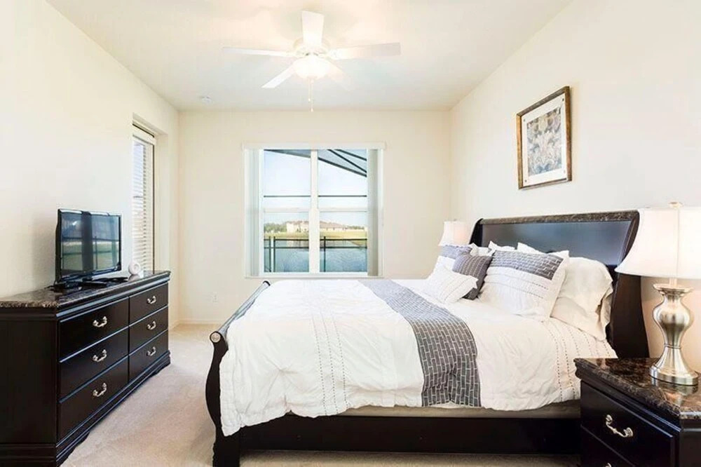 1016 Tourmaline Drive 4 Bedroom Home