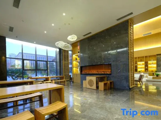 Qianyang  Haitang  Qianhu  Qesort   Hotel
