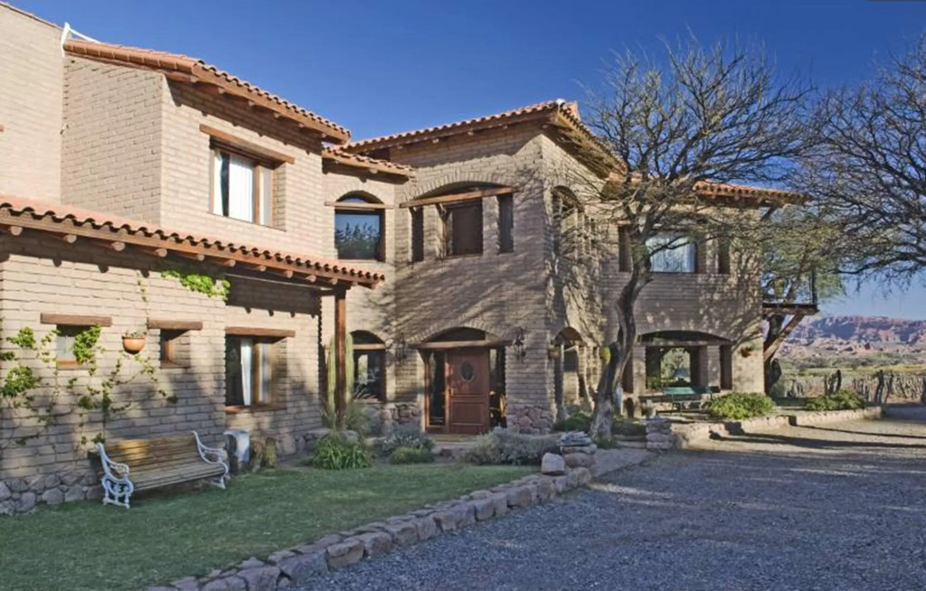 La Casa De La Bodega