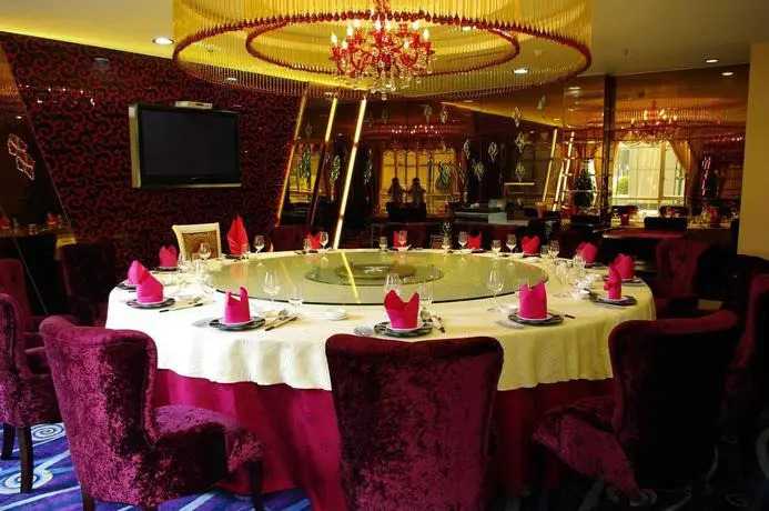 Long Zhou Grand Hotel