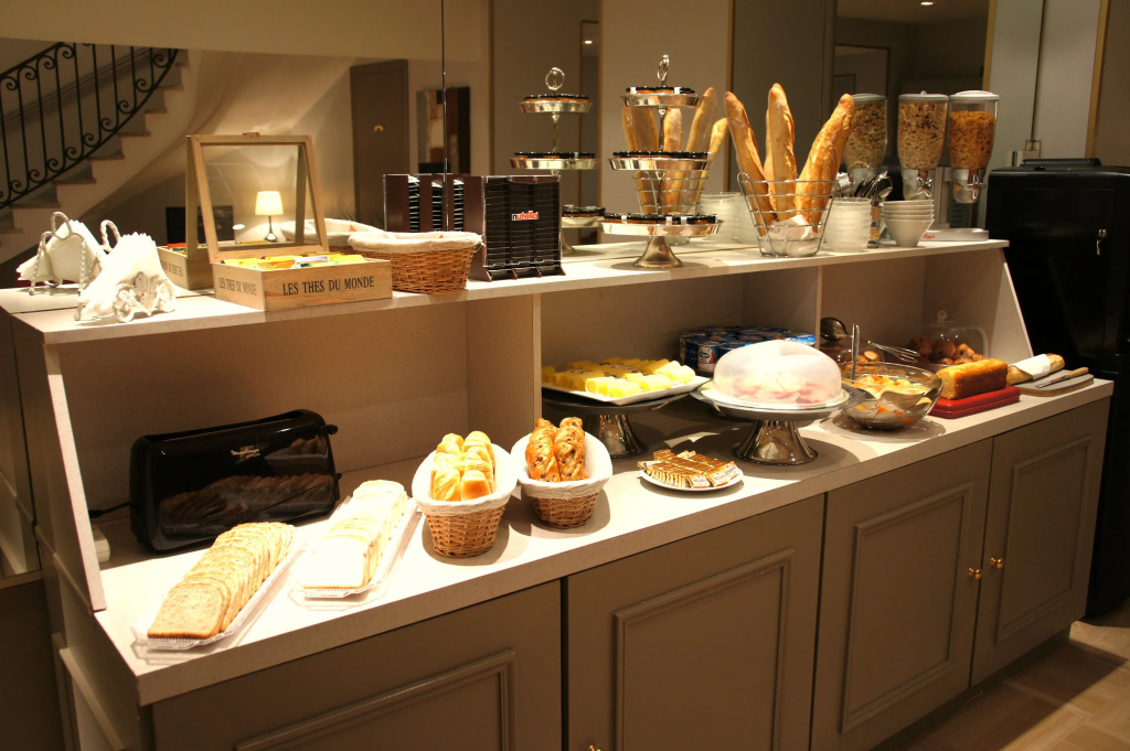 Hotel Ambassador, completely renovated