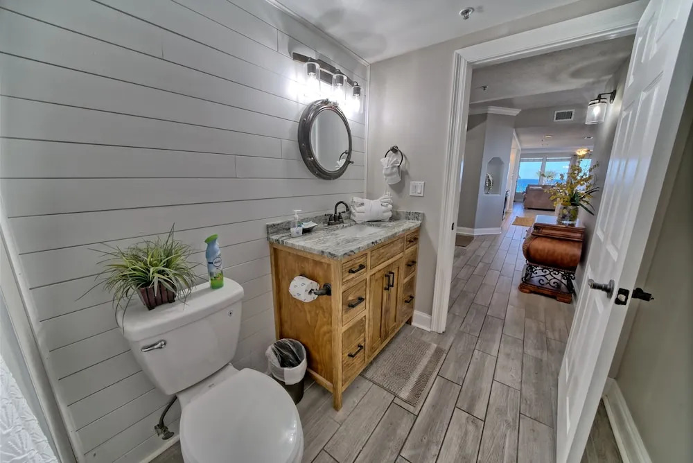 Modern Oceanfront Retreat, Spacious Balcony - 0207 3 Bedroom Condo by RedAwning