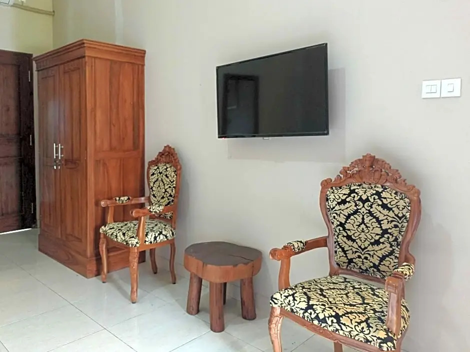 RedDoorz Plus Syariah At Puri Cempaka Prambanan