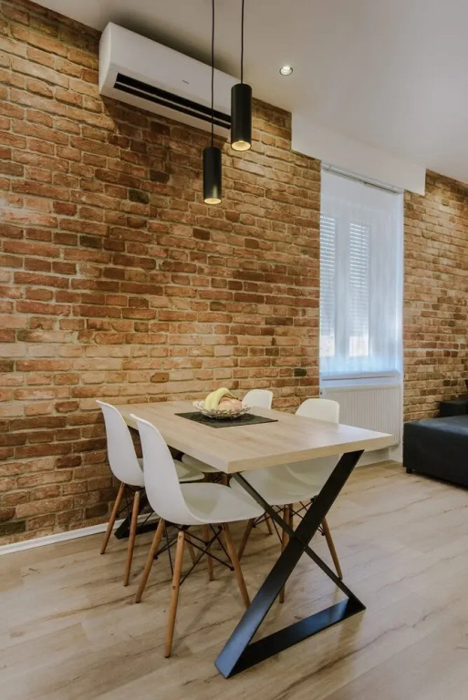 British Square Apartment