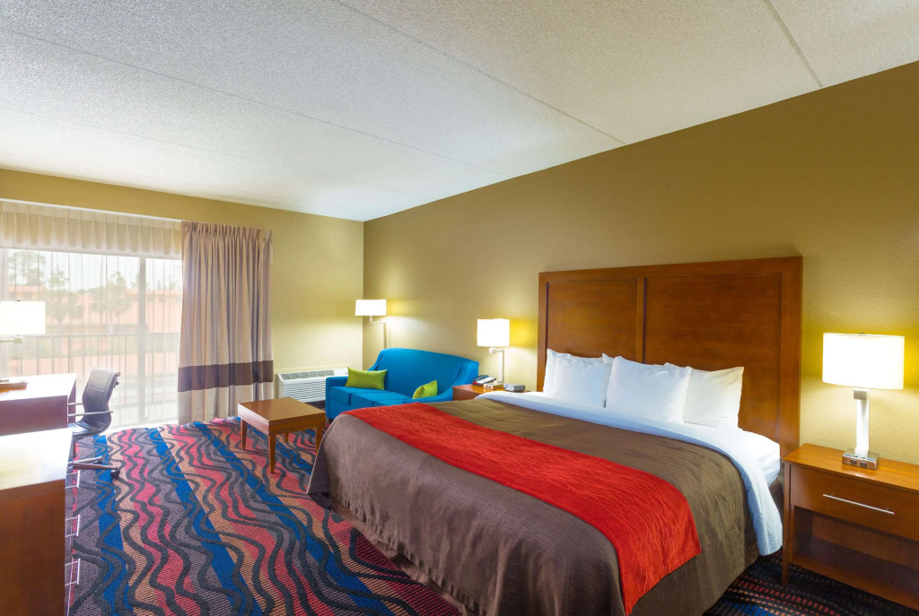 Baymont by Wyndham Bonita Springs