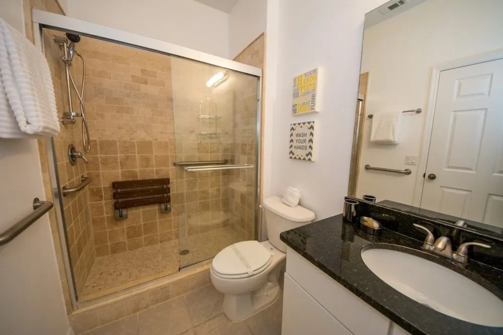 Private Pool And Bunk Beds Plenty Of Room! 4 Bedroom Townhouse