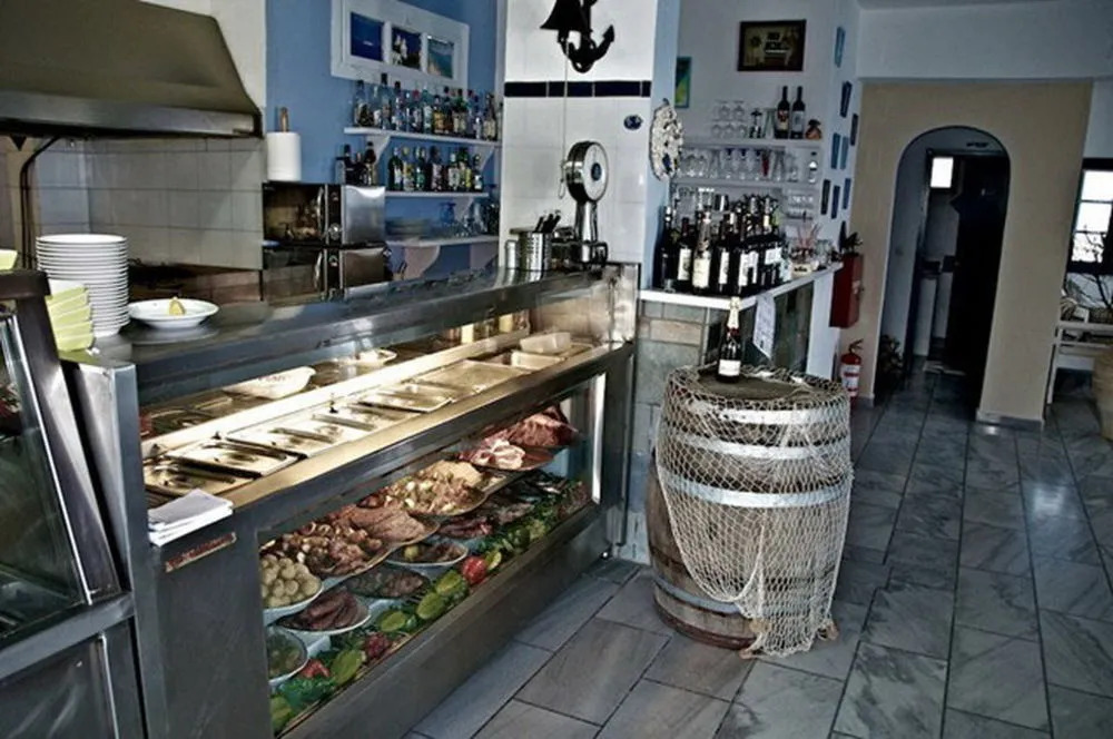 Paros Blue Dolphin FULLY RENOVATED by RIVEA GROUP