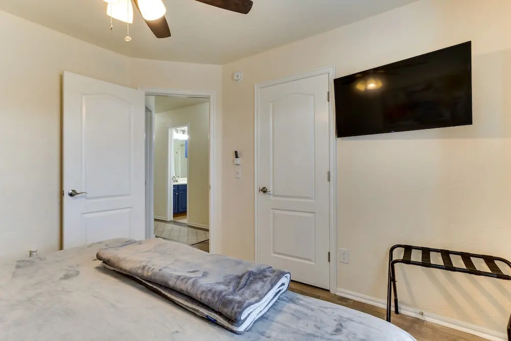 Updated Norman Home ~ 1 Mi to Oklahoma University!