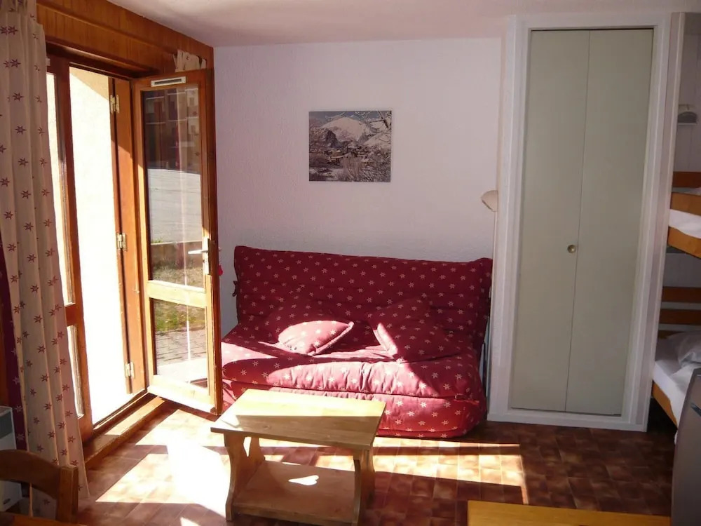 Carene N°2 : Studio 4 Personnes / Studio 4 People