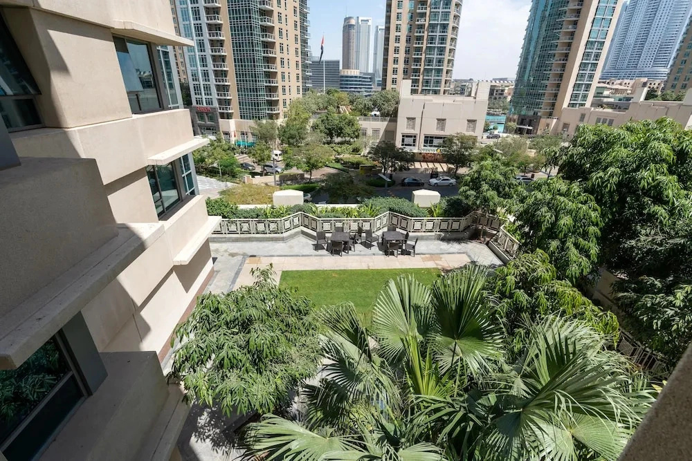 Lux BnB I 29 Burj BLVD I Pool Views