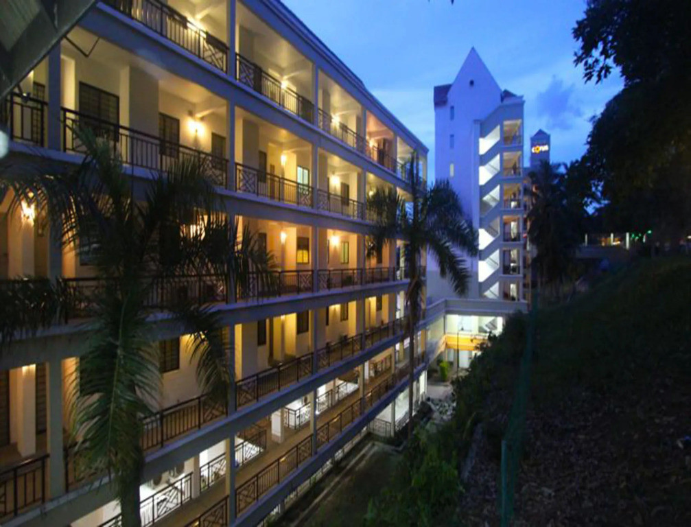 Paradise Lagoon Apartment