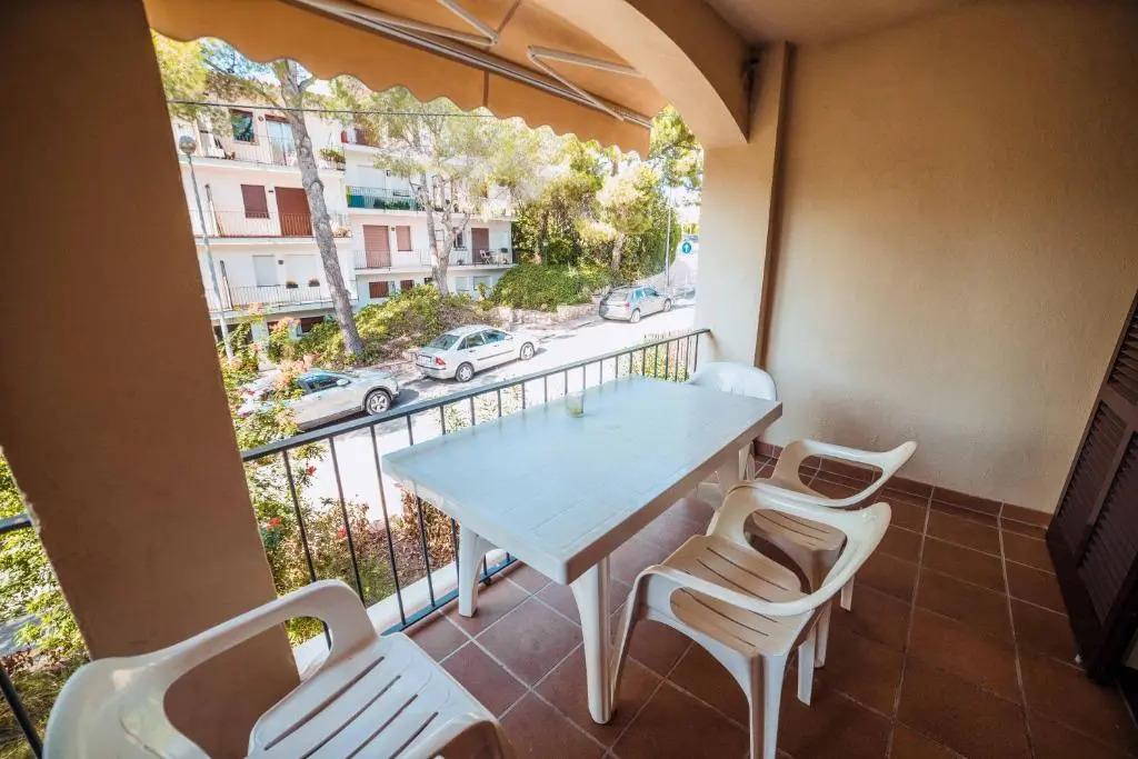 Apartamento reformado a 2 minutos de la playa en Calella!