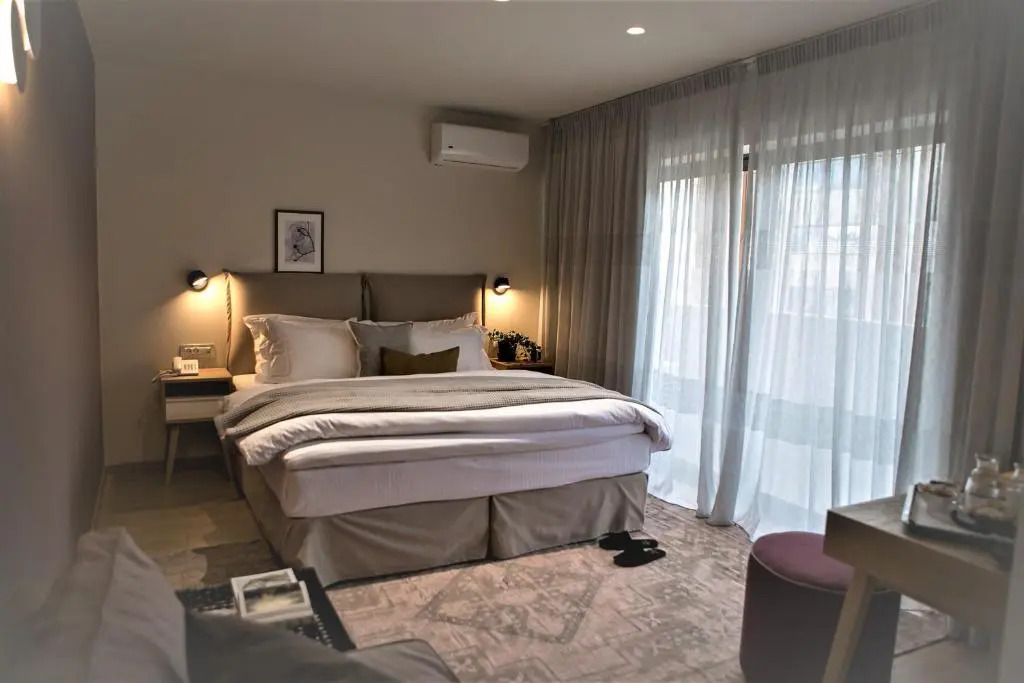 MIRIVILI hospitality & wellness