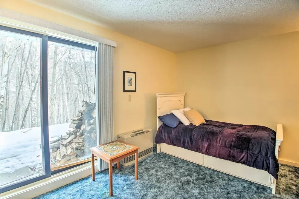 Loon Mountain Condo w/ Pool & Game Room Access!