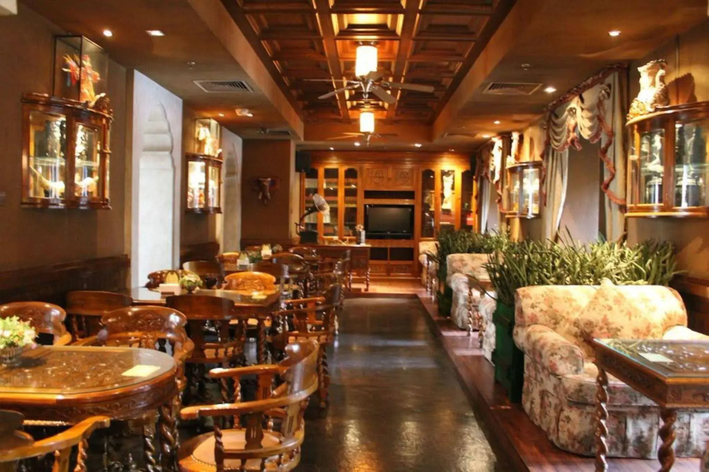 Dong Fang Hotel