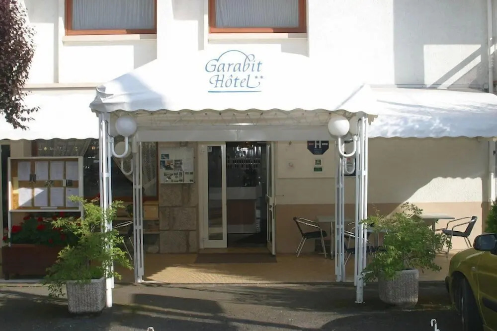 Garabit Hotel