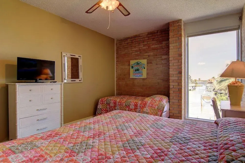 Channelview 216 2 Bedrooms 2 Bathrooms Condo