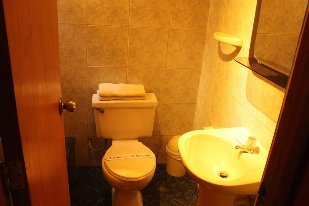 Hostal Milano Surco