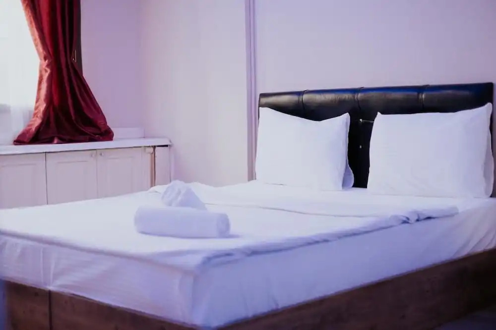 De La Elpida Otel