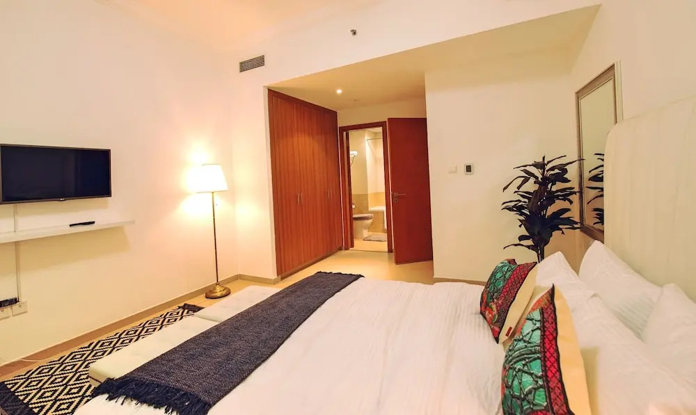 One Perfect Stay - Dorra Bay