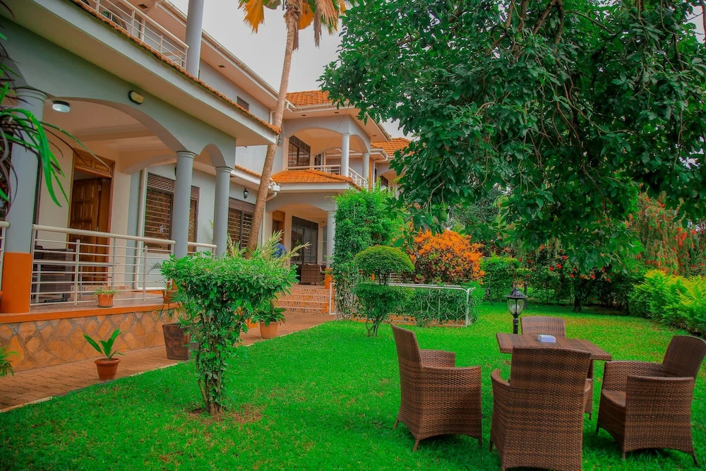 CALM SUITES KAMPALA