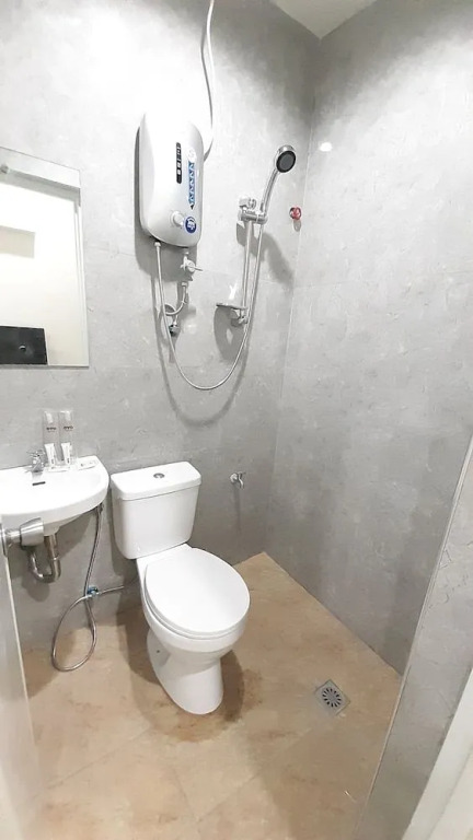 OYO 470 JRJA Hotel