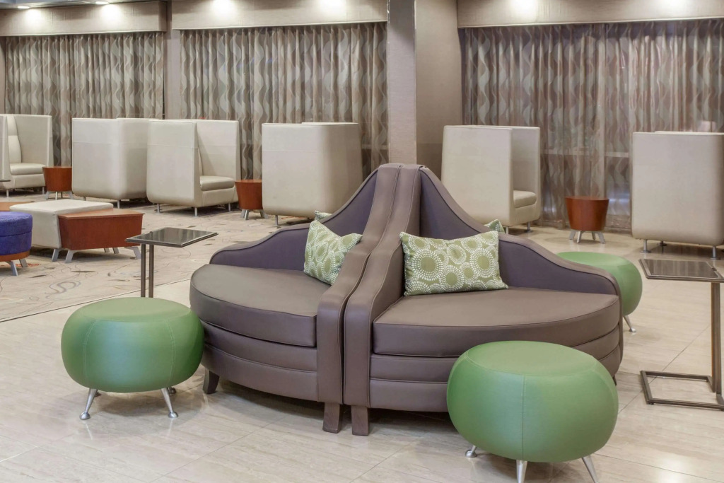 Wyndham Garden Elk Grove Village - OHare