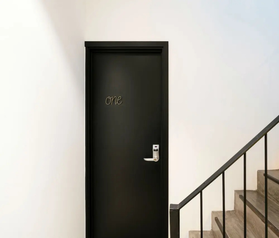 Bare Gallery Boutique Stays