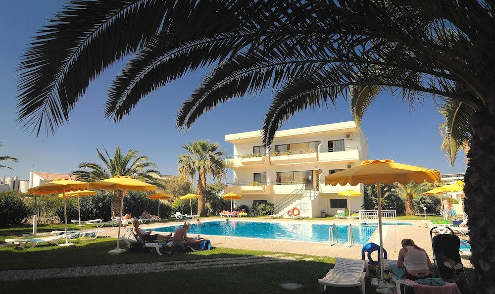 Belle Helene Apartments