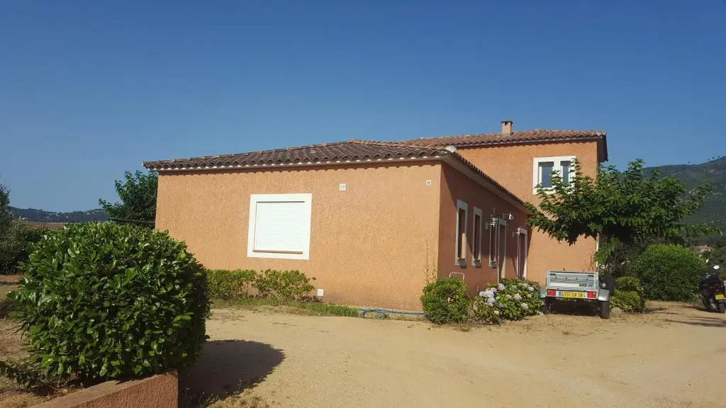 Villa Davia piscine chauffée à Ajaccio