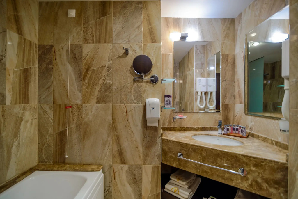 International Hotel Casino & Tower Suites