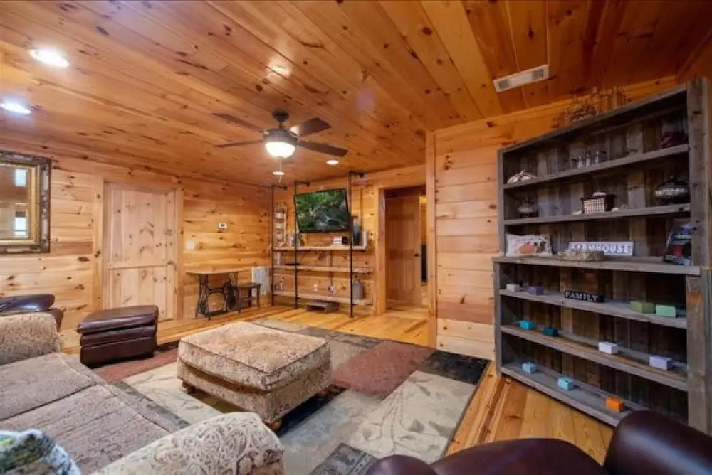 Underlook Cabin-secluded Cabin With Wifi Large Deck Gas Grill Wood Fireplace