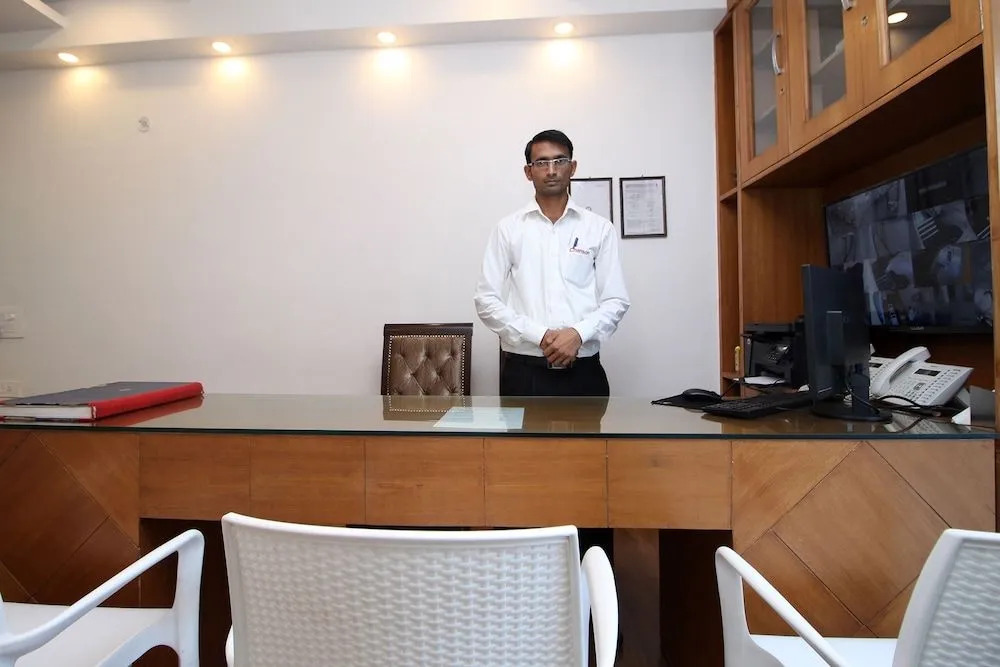 Capital O 18777 Chanson Hotels