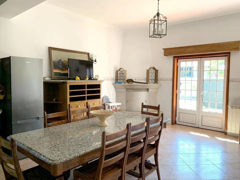House With 8 Bedrooms in Ponte de Lima, With Wonderful Mountain View, Terrace and Wifi