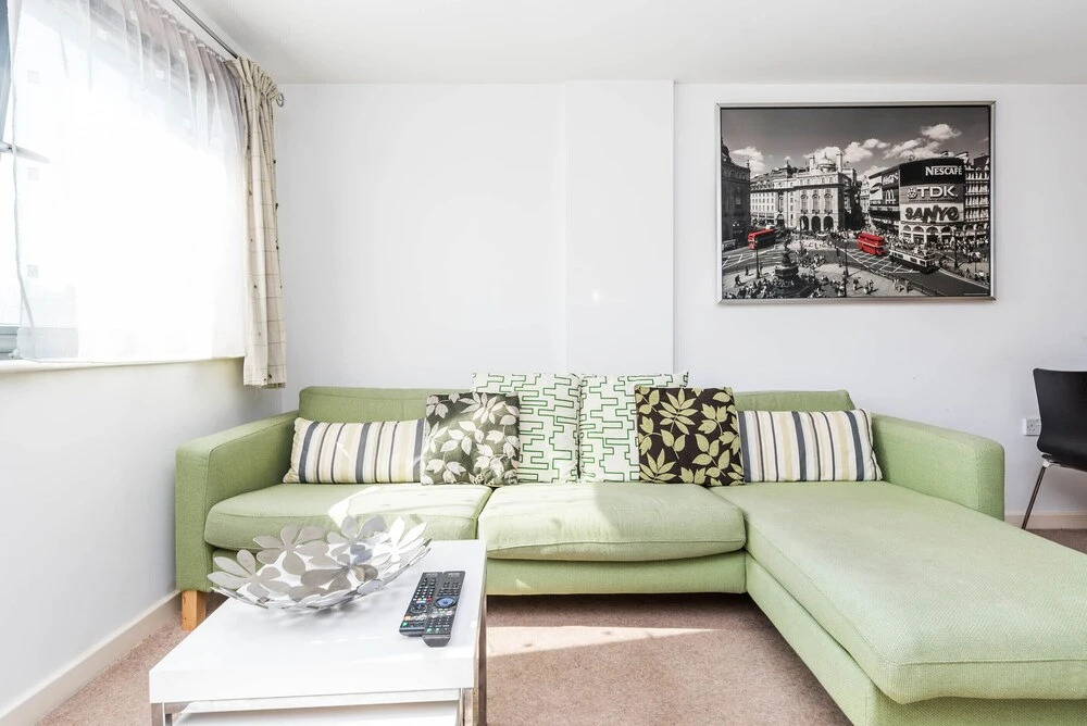 Fantastic 1 Bed Flat Stratford