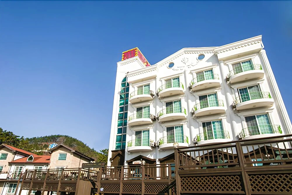 Buan Loveholic Pension