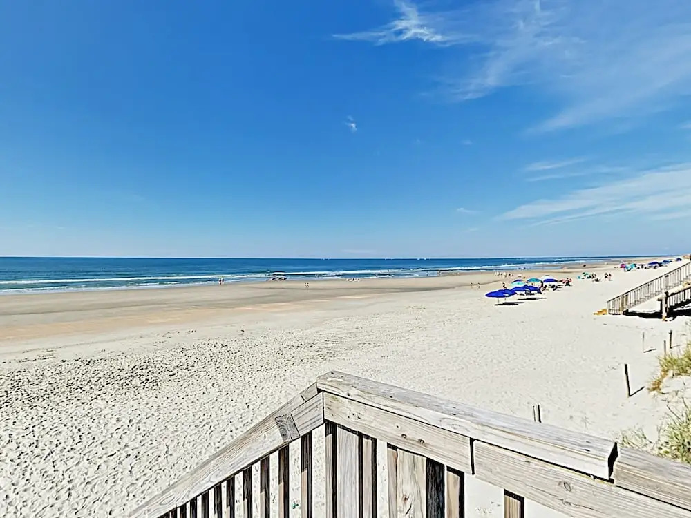3 Ocean Isle Beach - 4 Br Condo