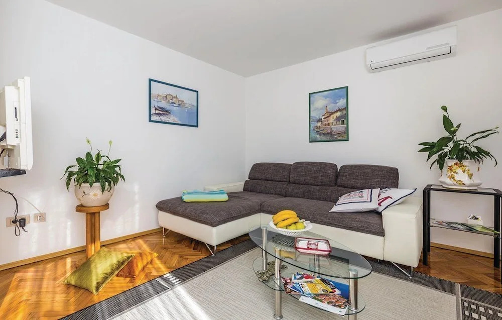 Apartment Gloria