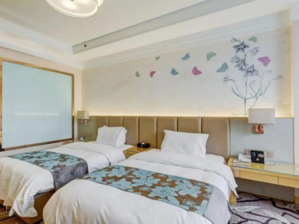 Lanling Longzhimeng Hotel